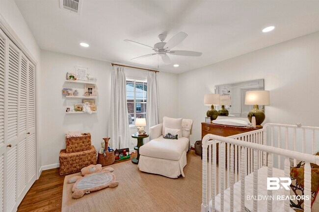 Building Photo - 8960 Morphy Ave