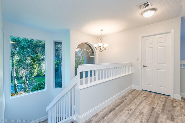 Building Photo - 5080 Point Alexis Dr