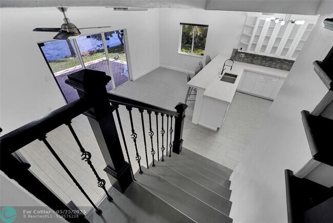 Building Photo - 12925 SW 28th Ct