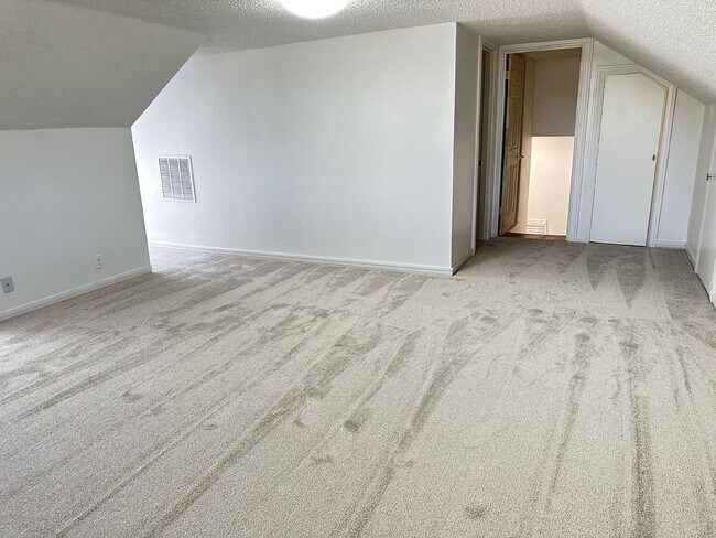 Building Photo - Pre Leasing for fall 2026! 3/2 in Heart of Lubbock!