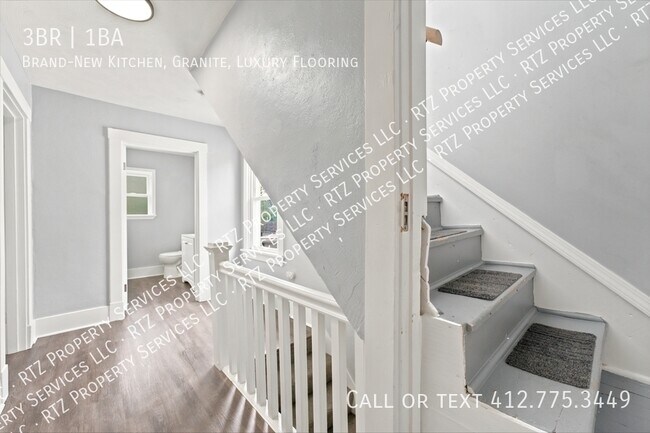 Building Photo - 2412 Grandview Ave