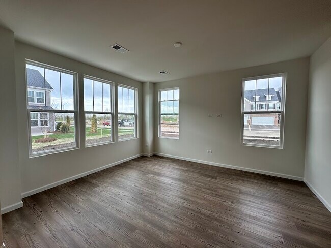 Building Photo - 659 Switchgrass Wy