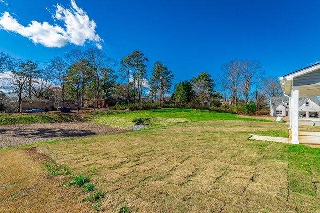 Building Photo - 5012 Oop Rd