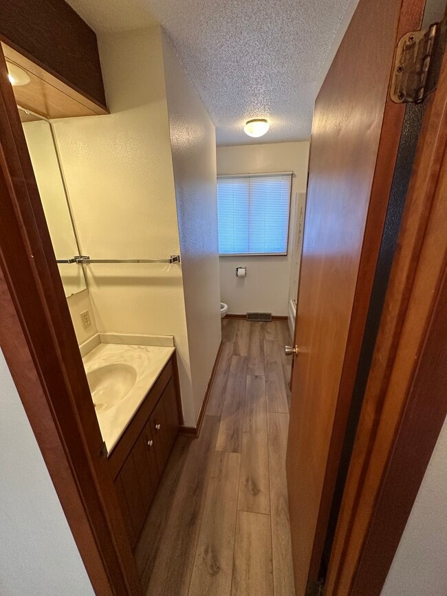 Building Photo - 809 2nd Ave NE