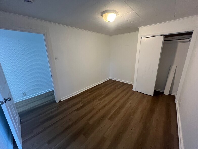 Bedroom - 50 Herbert St