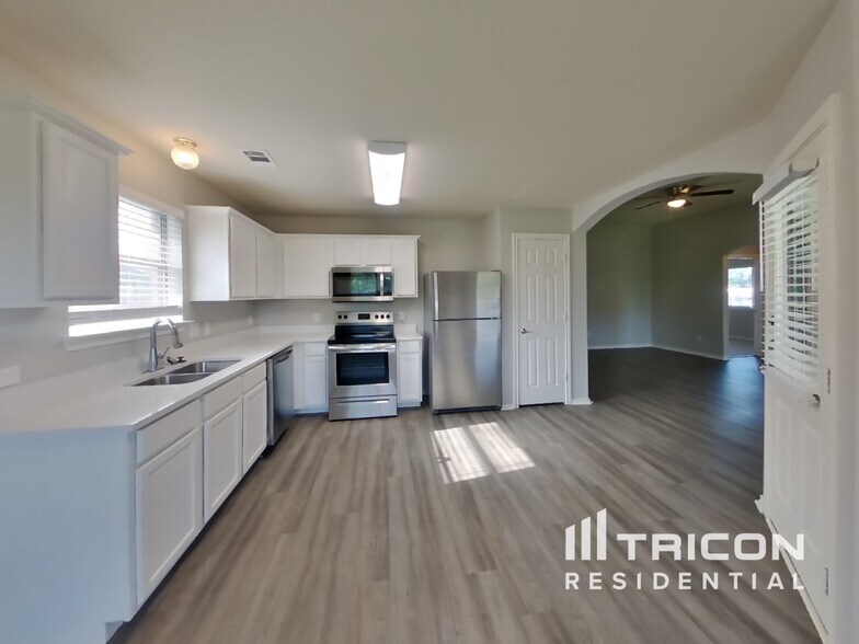 Building Photo - 314 Ohara