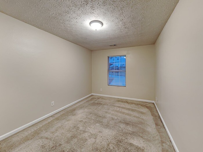 Building Photo - 6584 Rebecca Lou Ln