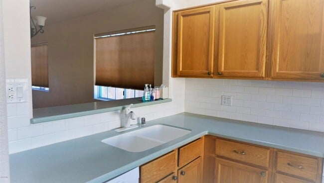 Building Photo - 4408 La Corte Dr