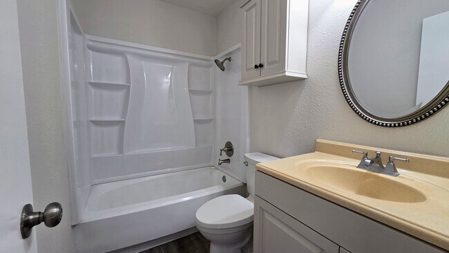 Building Photo - Candlewood Northeast San Antonio