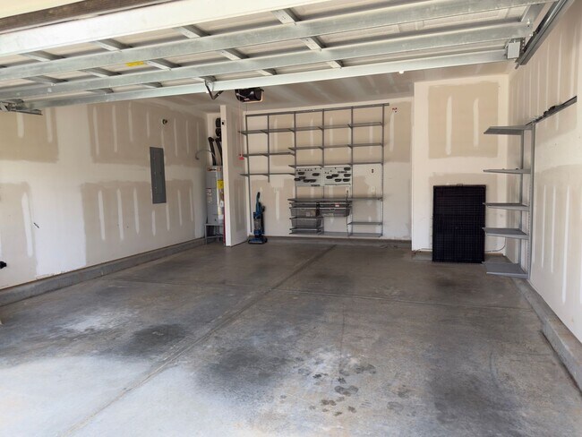 Building Photo - Beautiful Home in Mebane