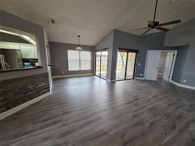 Building Photo - 2371 Piedmont Lakes Blvd