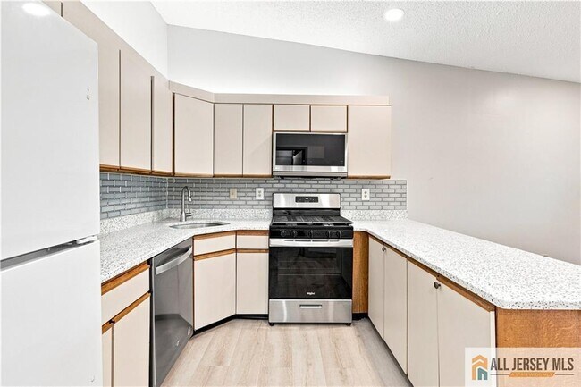 Building Photo - 119 Griggs Pl