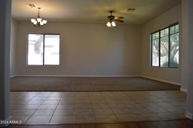 Building Photo - 4132 E Carriage Ct