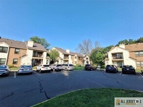 Building Photo - 511 Sunshine Ct