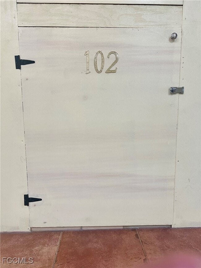 Building Photo - 4802 Tudor Dr