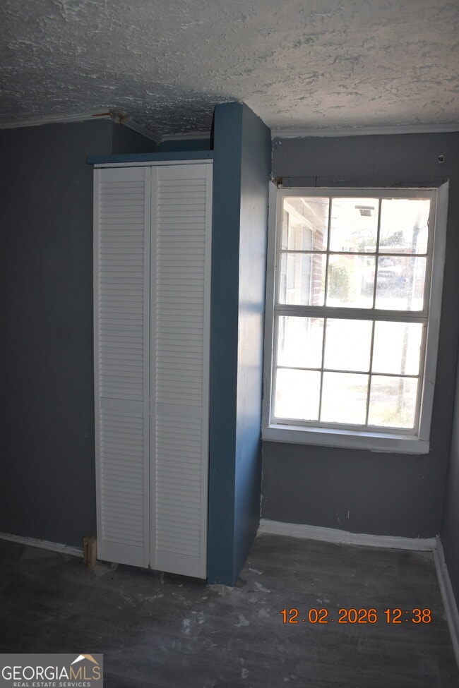 Building Photo - 803 Grosso Ave