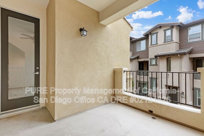 Building Photo - 1223 Via Lucero