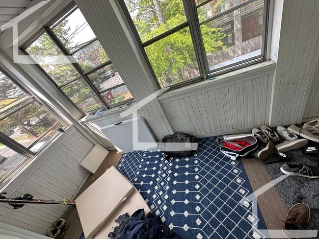 Building Photo - 25 Lothrop St