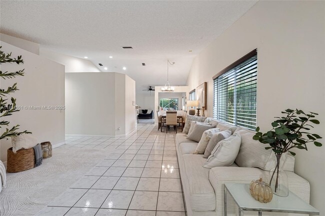 Building Photo - 4216 Mahogany Ridge Dr