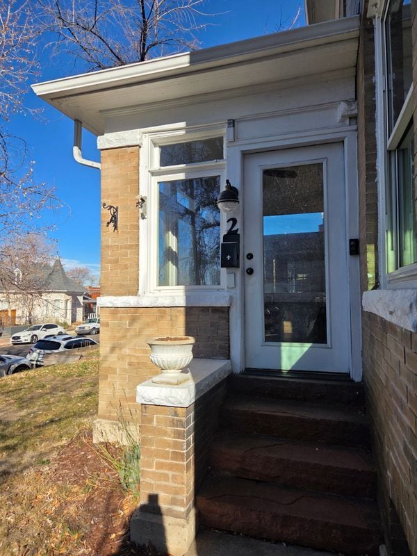 Building Photo - 2 Pennsylvania St