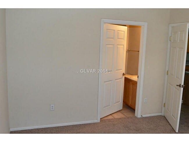 Building Photo - Jasmine Ranch Gated Two Bed Condo!!