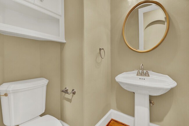 Building Photo - 13714 Gainesway Dr