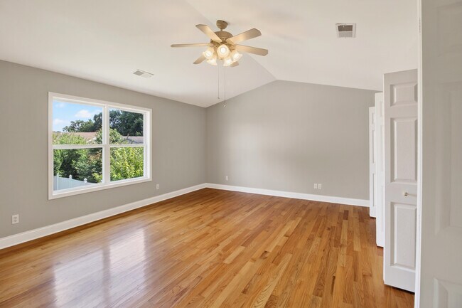 Building Photo - 12465 Shelby Pl