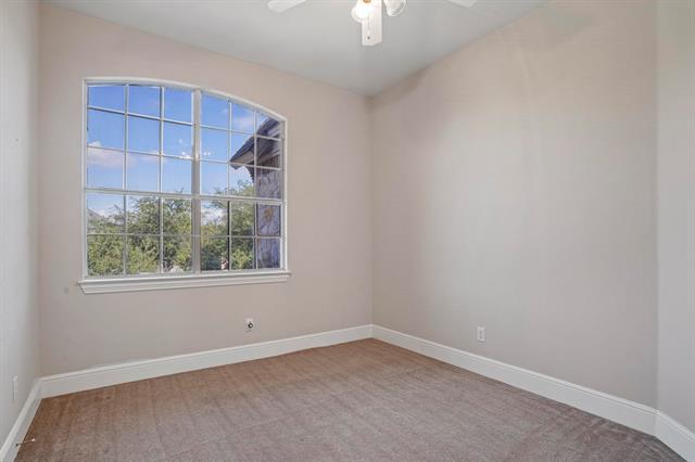 Building Photo - 446 High Point Dr