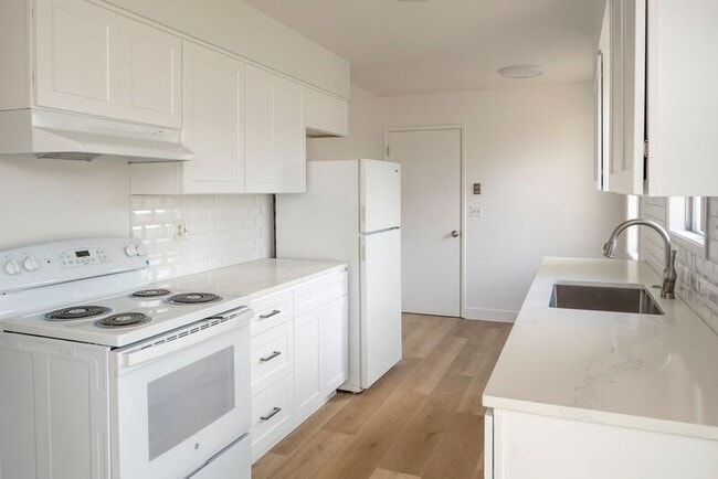 Building Photo - 2545 NW 111th Ave