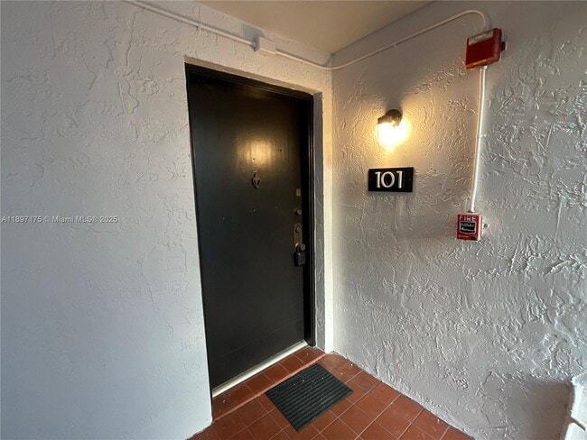 Building Photo - 13045 SW 68th St