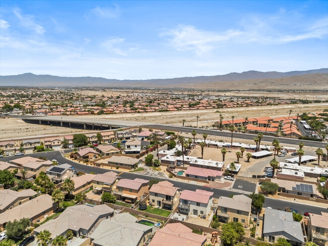 Building Photo - 81225 Avenida Garcia