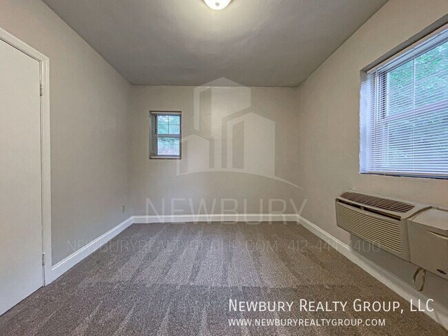 Building Photo - 313 San Juan Dr