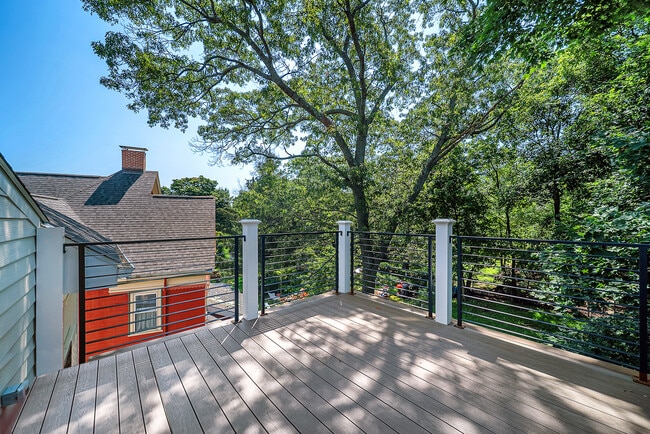 Building Photo - 57 Grampian Way