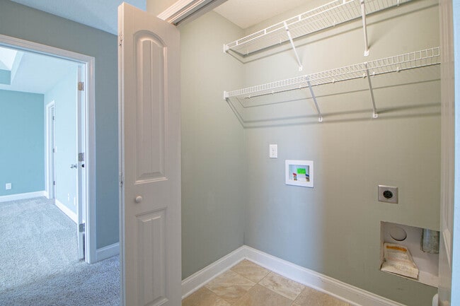 Building Photo - 1201 Morstead Dr