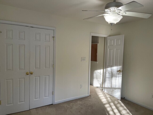 Building Photo - 4257 Falcon Creek Dr