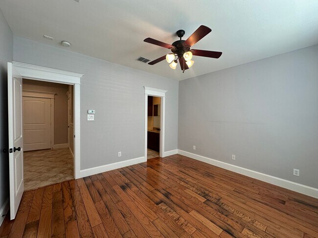 Building Photo - 1600 Abrams Rd