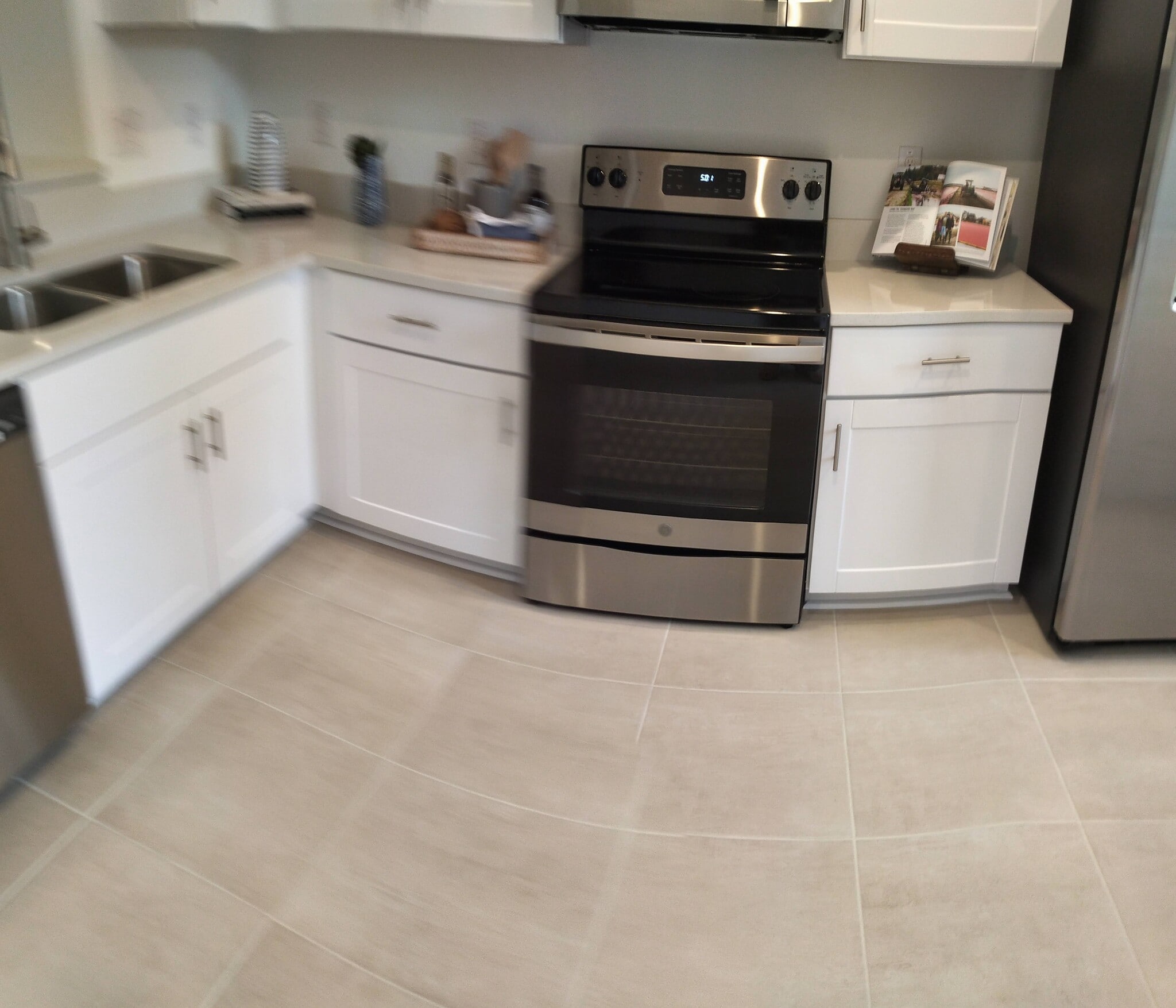 Kitchen - 6111 Fairmont Ln