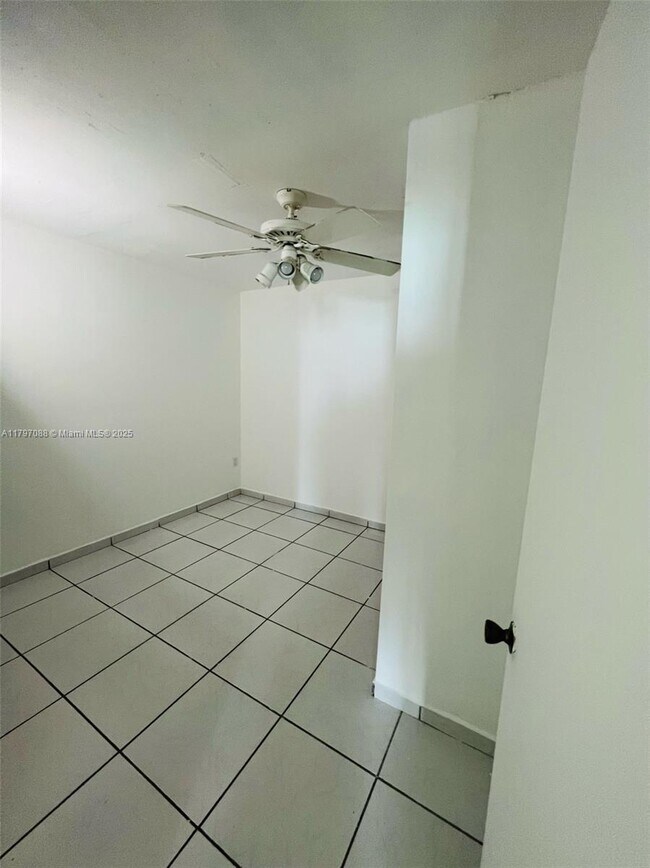 Building Photo - 6450 Collins Ave