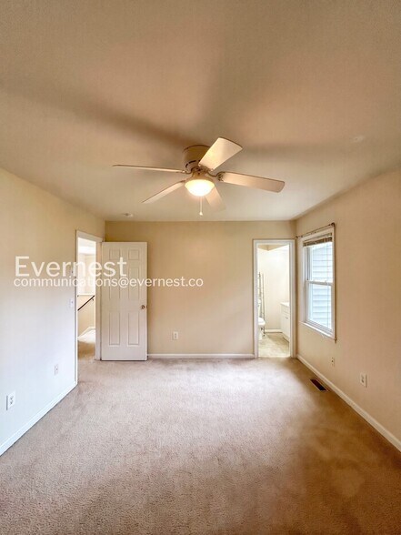 Building Photo - 11406 Wentworth Ct