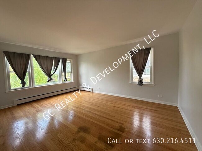 Building Photo - 2701 N Sayre Ave