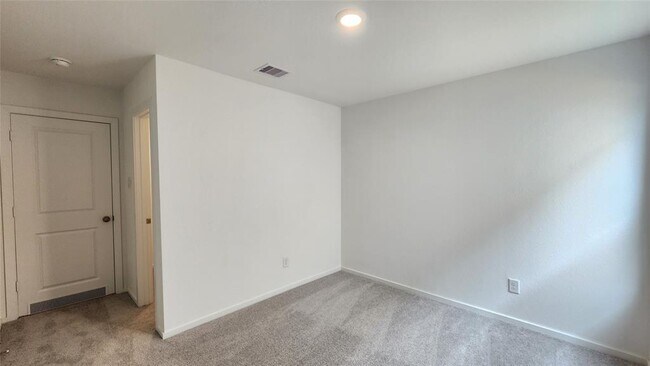 Building Photo - 29018 Rustic Windmill Wy