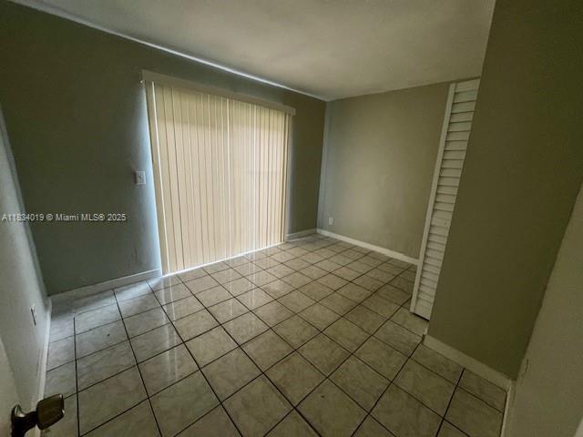 Building Photo - 5208 NW 18th Ct
