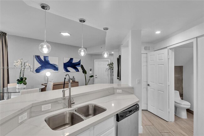 Building Photo - 11401 NW 89th St