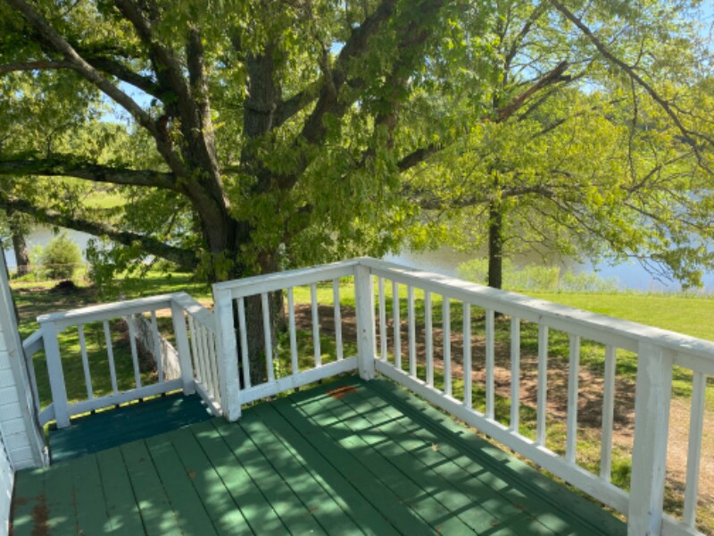 Building Photo - 135 Charity Ln