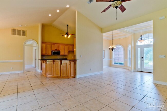 Building Photo - 16256 Ygnacio Serra Dr