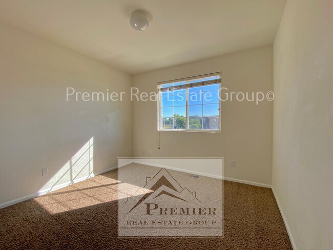 Building Photo - 3484 Spotted Tail Dr