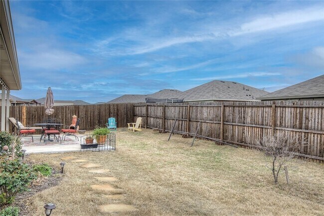 Building Photo - 721 Windmill St