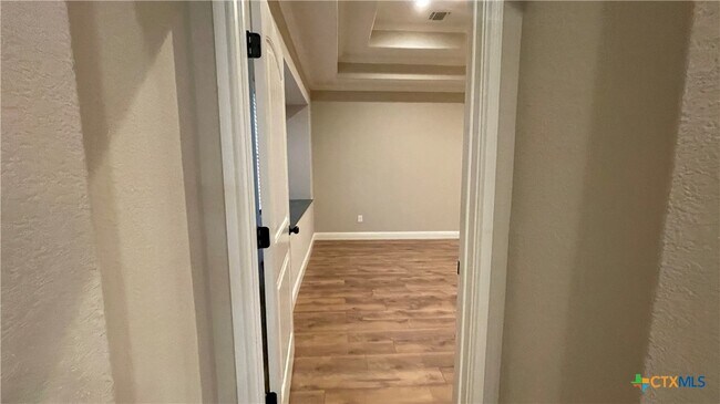 Building Photo - 6201 Morganite Ln