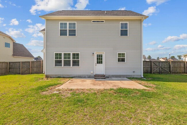 Building Photo - 3 Bed | 2.5 Bath | ~1,536 Sq Ft | Available for Rent