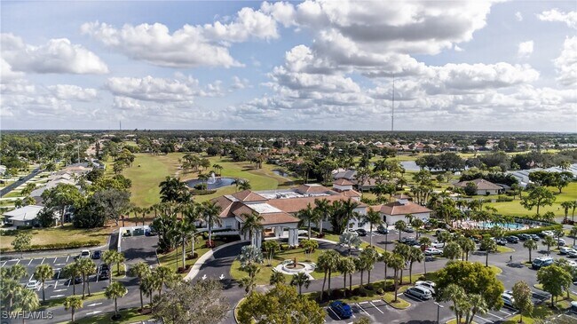 Building Photo - 9601 Spanish Moss Way